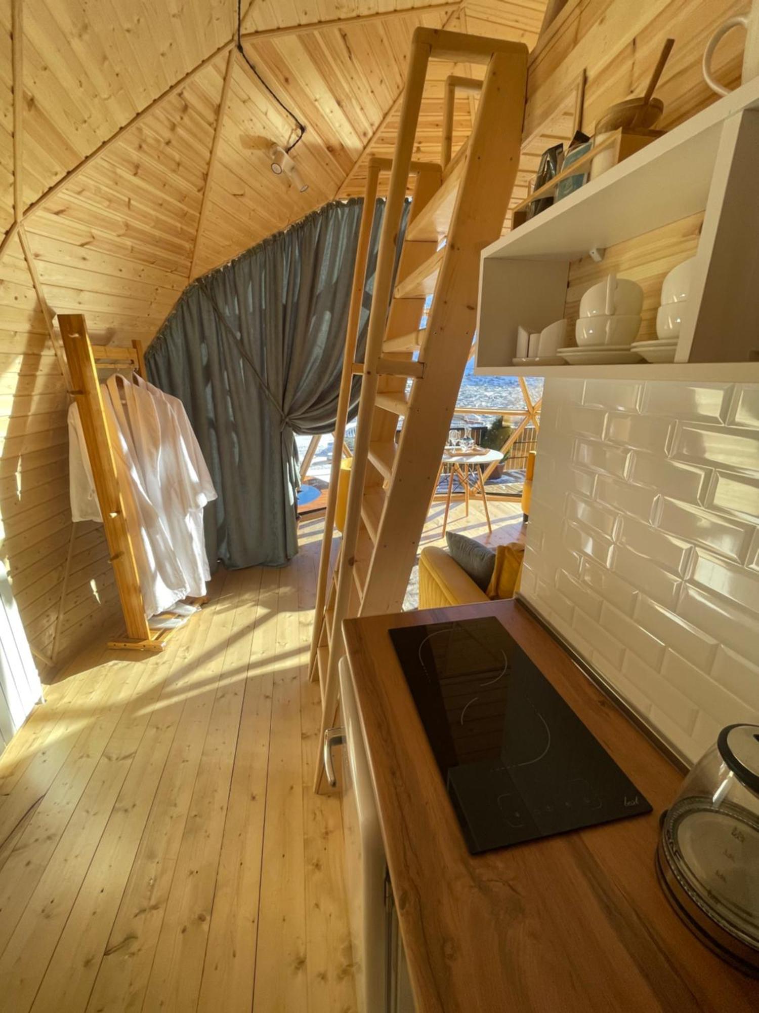 Gabua Glamping Villa Kazbegi Exterior photo