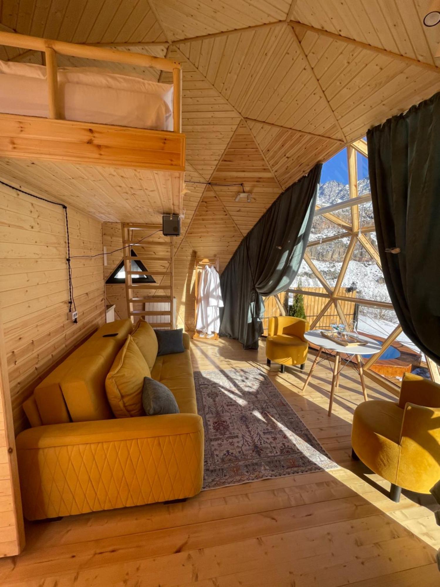 Gabua Glamping Villa Kazbegi Exterior photo